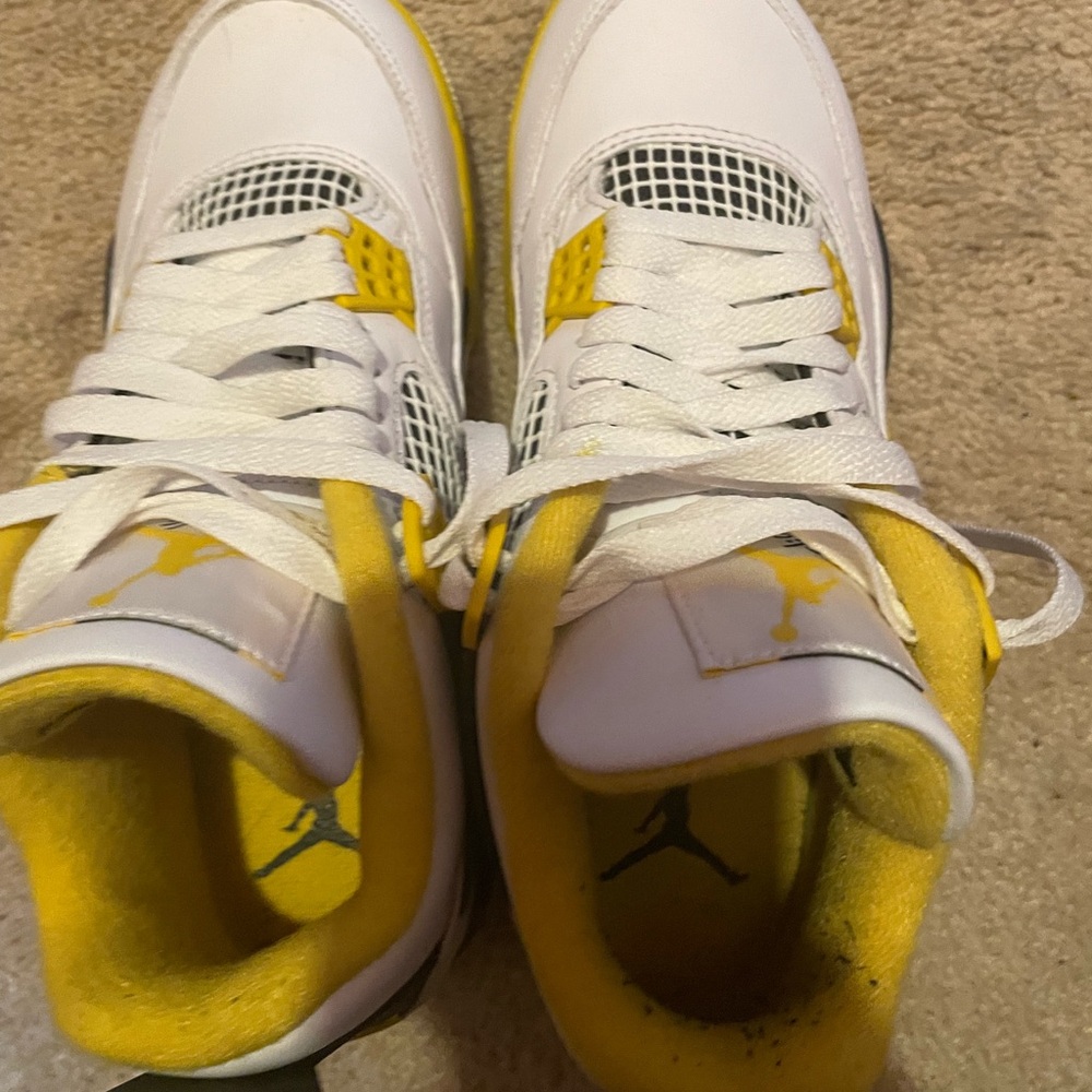 Nike air Jordan 4 retro shoes